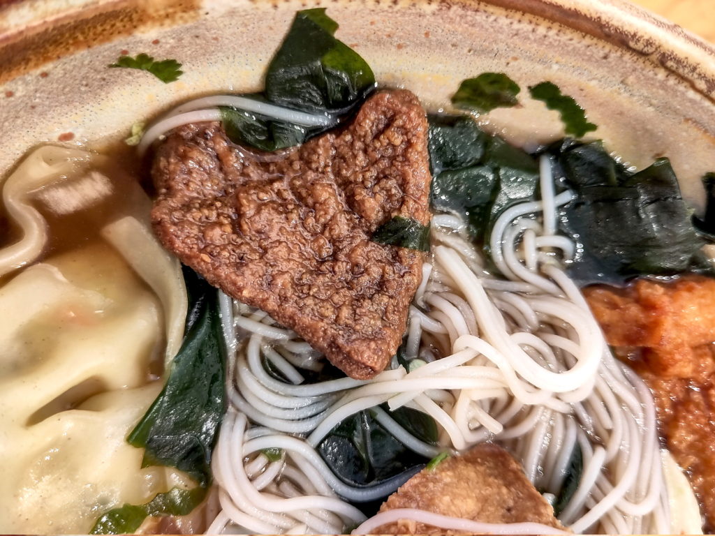 Ingrediente din ramen, la Liu Lin, în Bruxelles