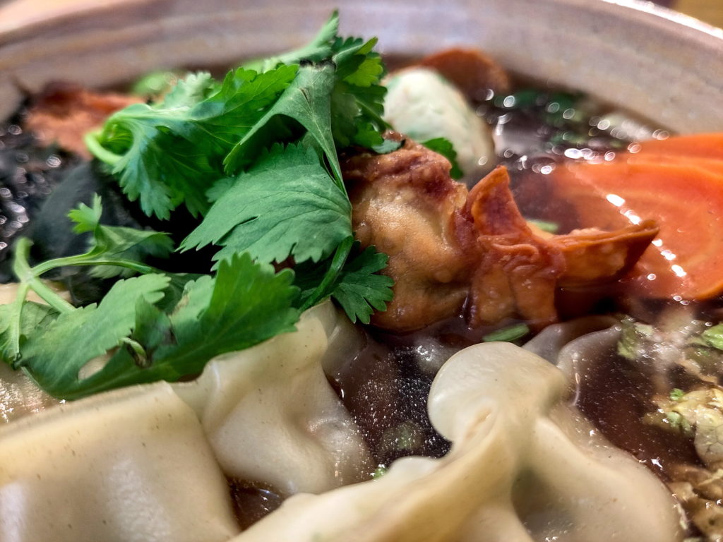 Ingrediente din ramen, la Liu Lin, în Bruxelles