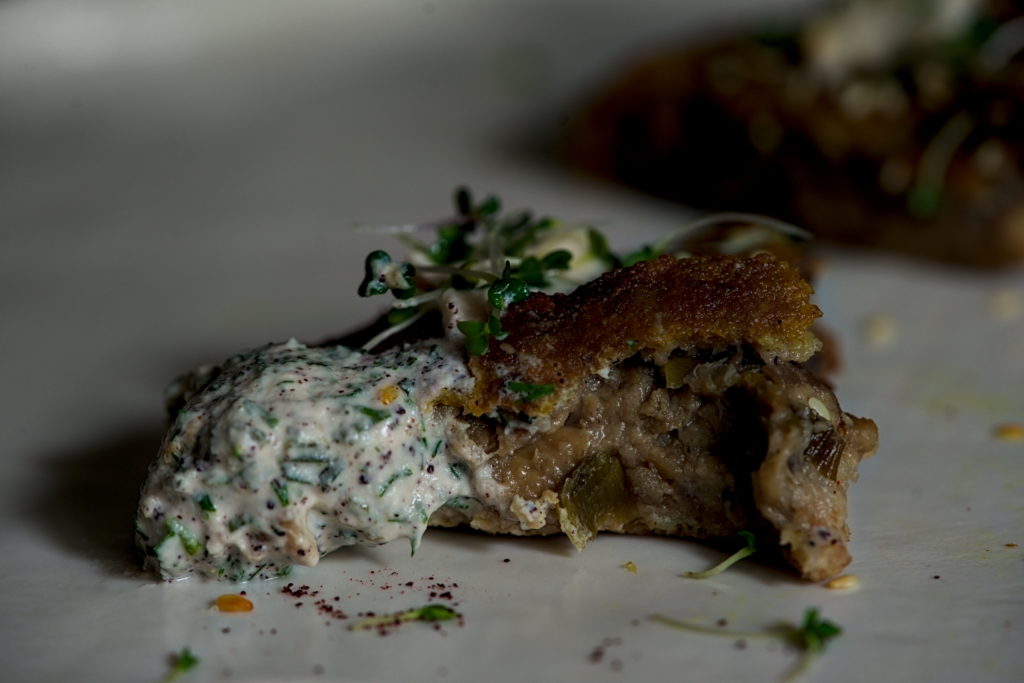 Potato cakes, with mushrooms, chestnuts and mozzarella