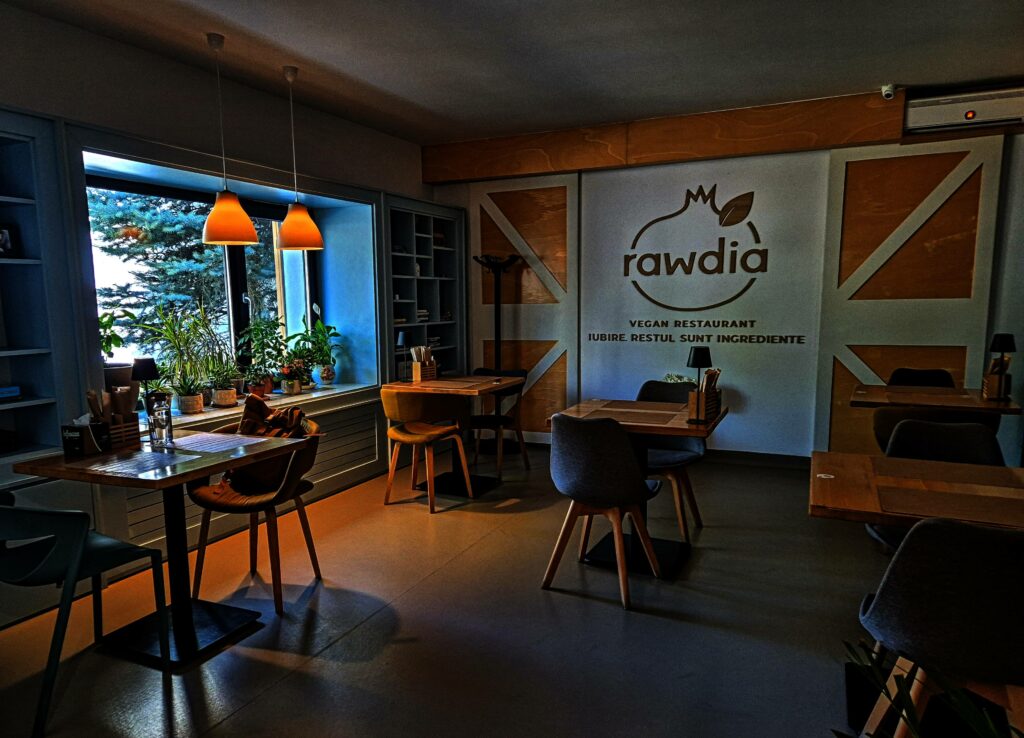 Rawdia Constanța, interior