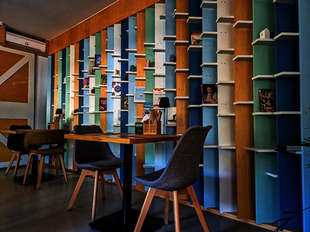 Rawdia Constanța, interior