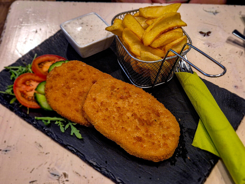 Șnițel vegan, la Veggiez, în Viena