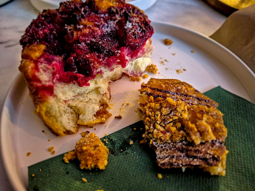 Pâine cu zmeură, la Patisserie Siessl, în Munchen