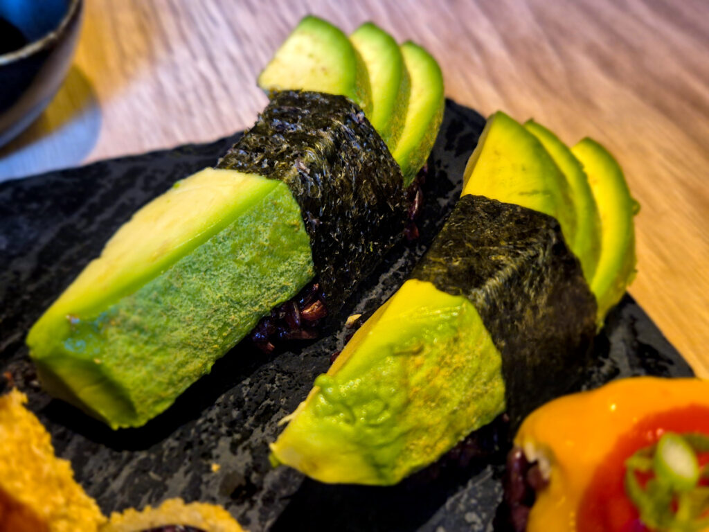 Sushi (nigiri cu avocado), la Secret Garden, în Munchen