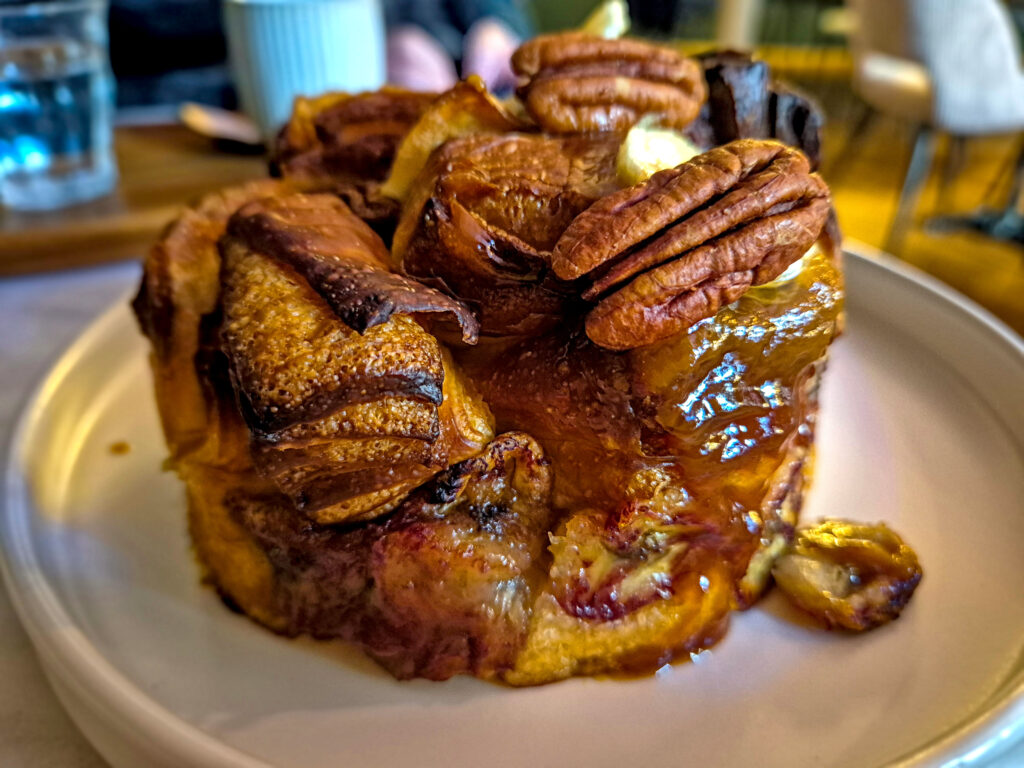 Pâine cu nuci și banane, la Patisserie Siessl, în Munchen