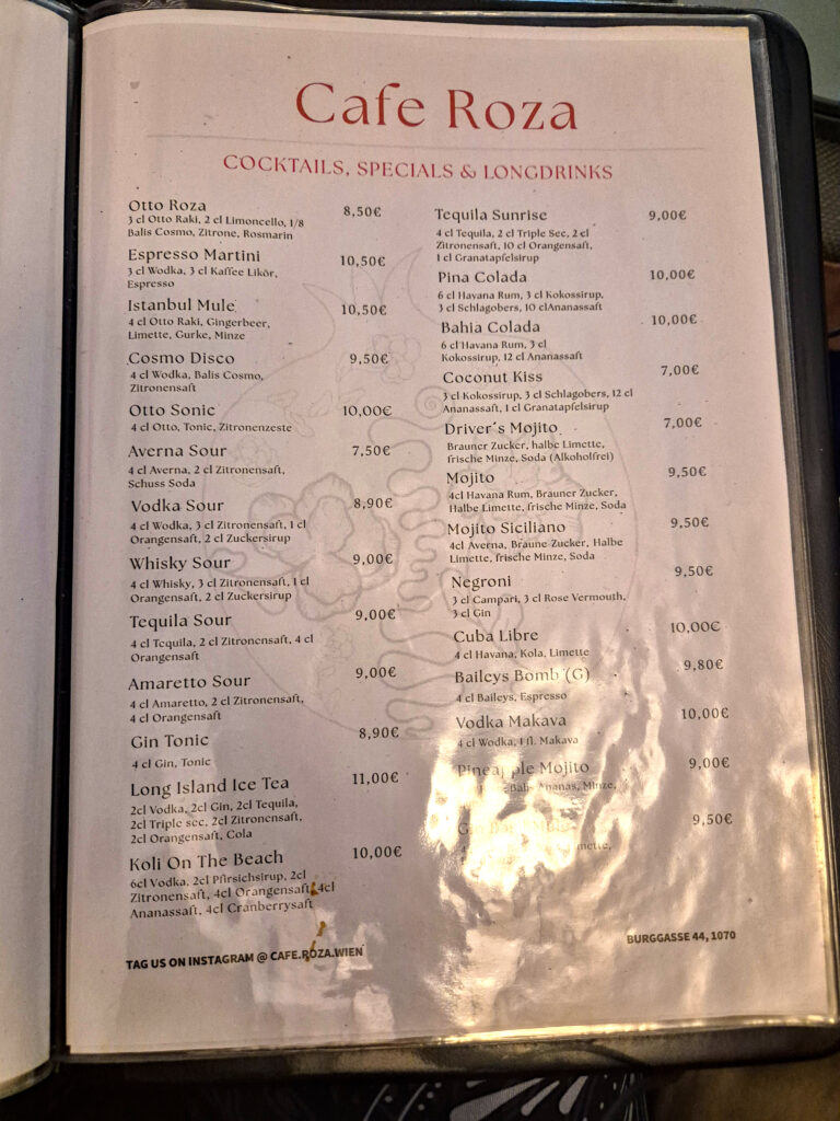 Roza Cafe, meniu