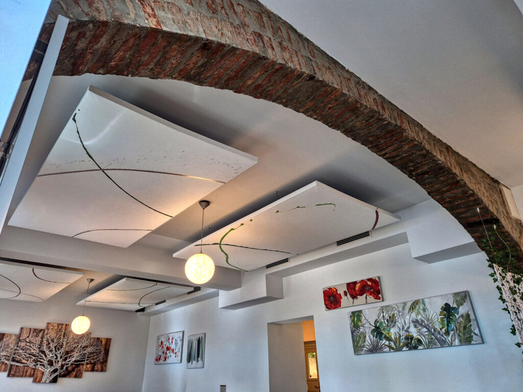 Velani, Viena, interior