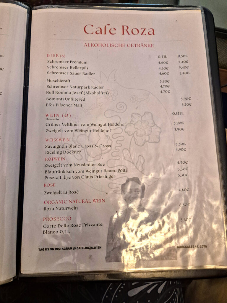 Roza Cafe, meniu