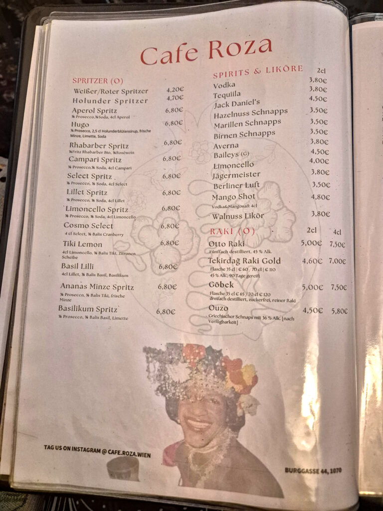 Roza Cafe, meniu